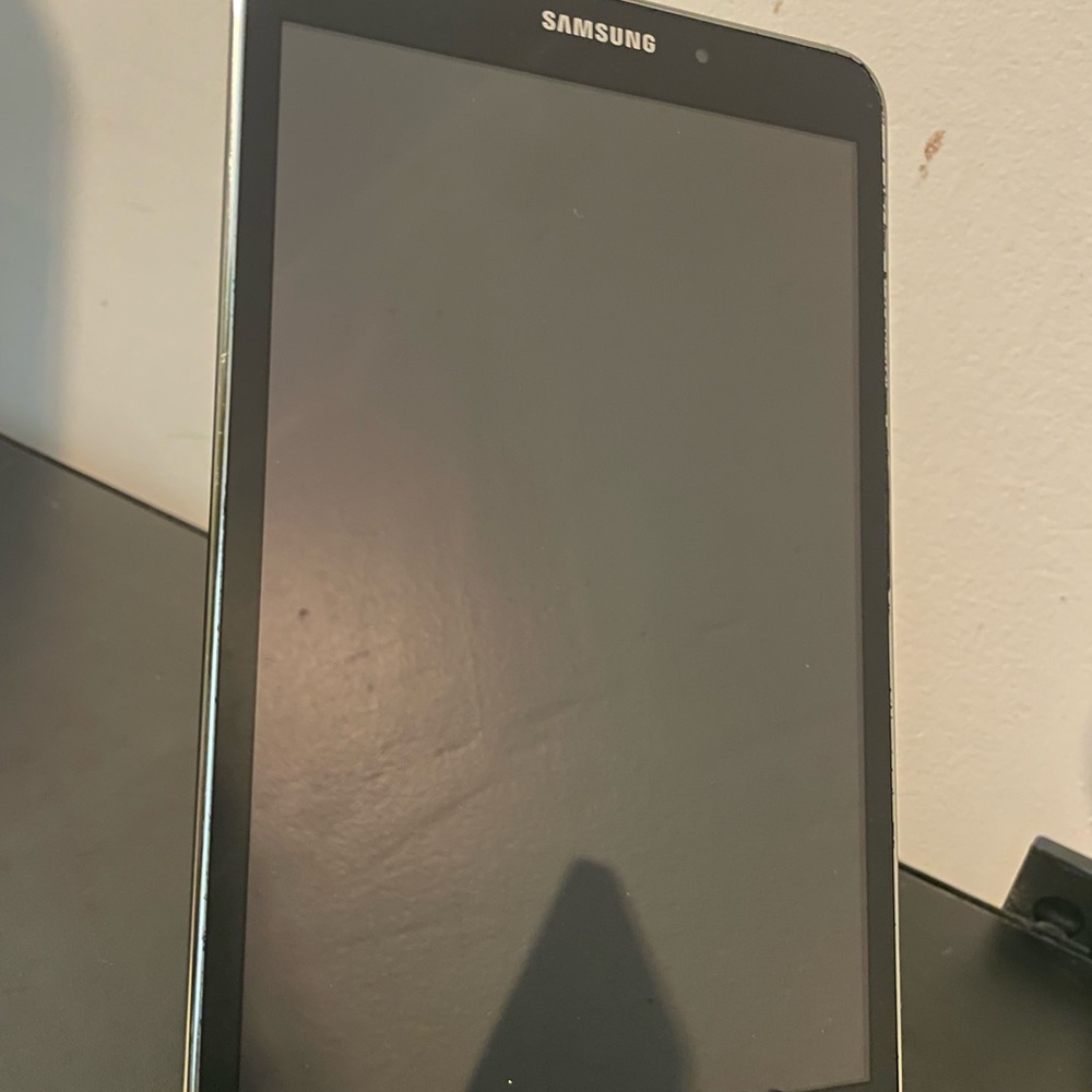 Samsung Black Tablet with Sleek Design and Large Display